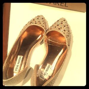 Steve Madden flats. EUC!